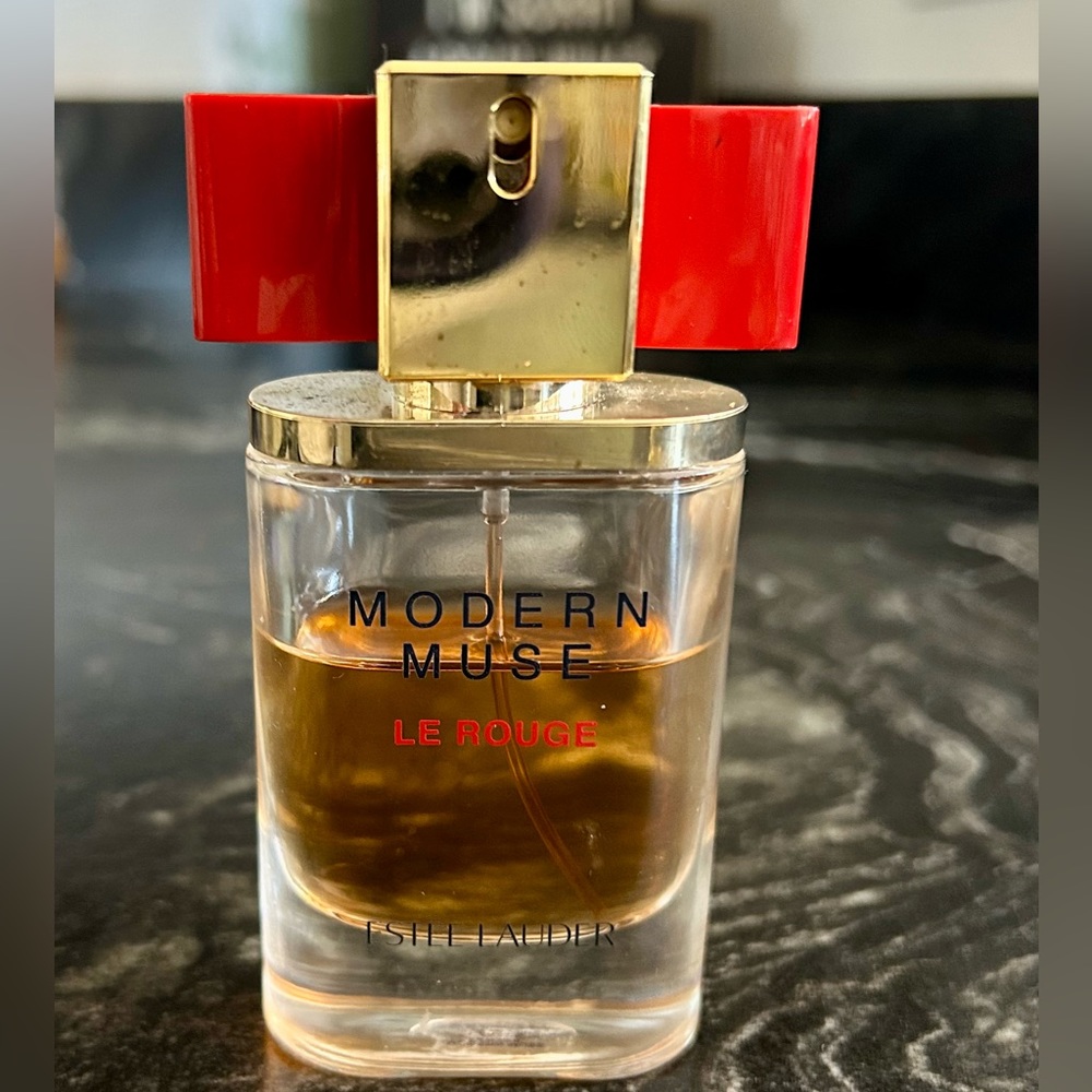 Modern Muse Le Rouge Estee Lauder Purfume